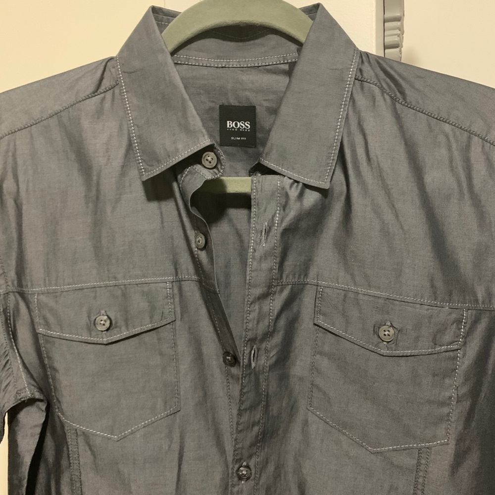 Hugo Boss men’s dress shirt